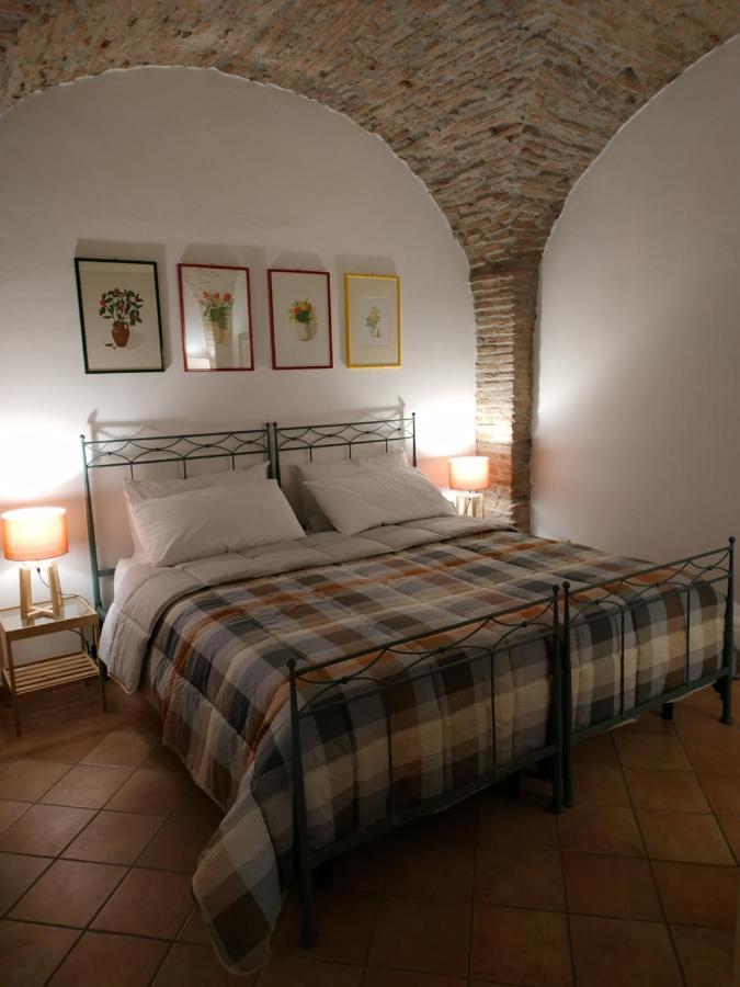 Bed And Breakfast In Piazza Orazio Venosa Ngoại thất bức ảnh