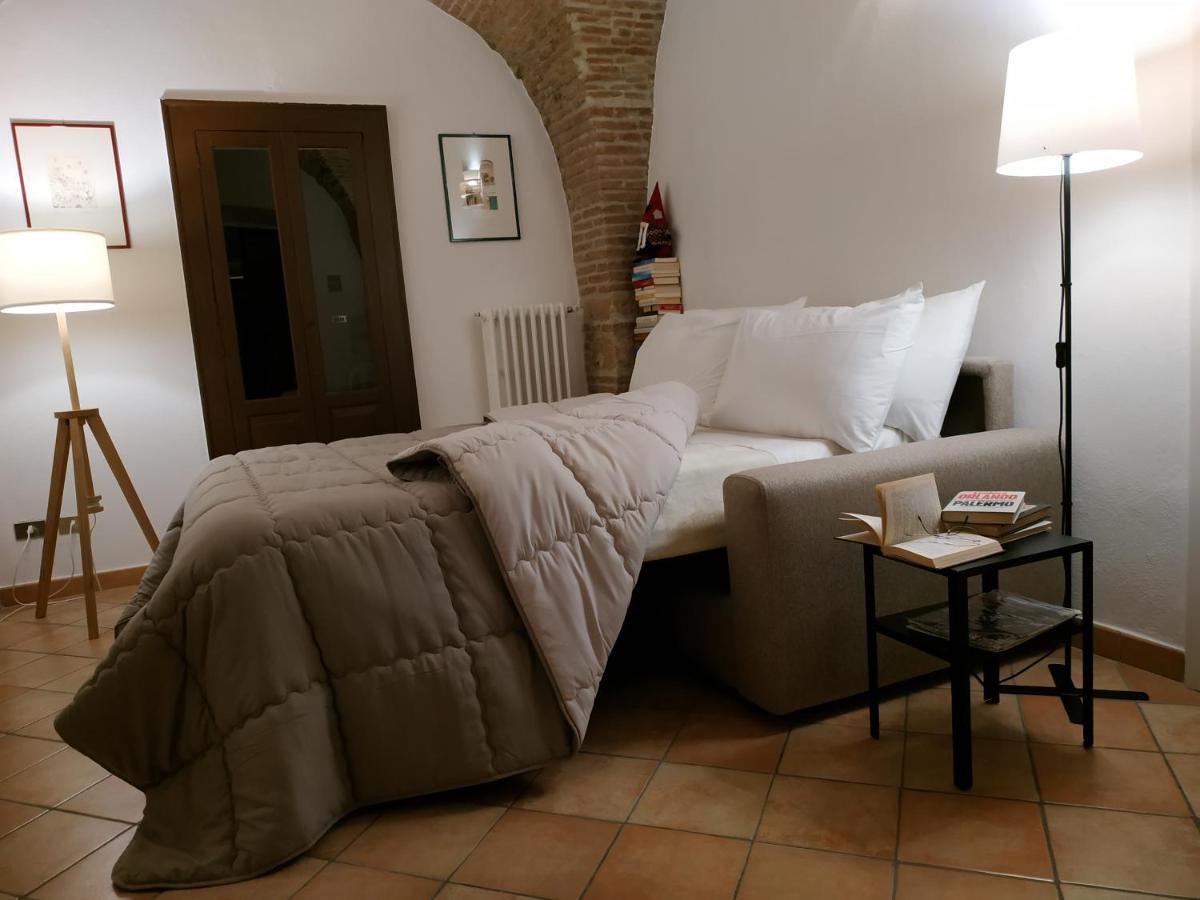 Bed And Breakfast In Piazza Orazio Venosa Ngoại thất bức ảnh